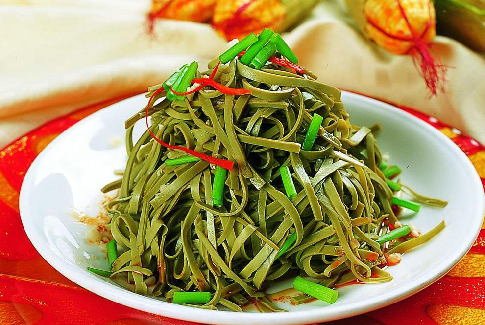 彩色面条用什么蔬菜,彩色蔬菜面条的做法