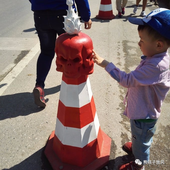 能在异国被警察抓也没谁了吧？这是我的清迈，和你去的不一样！