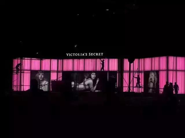 成都维密店铺在太古里,天使降临四川