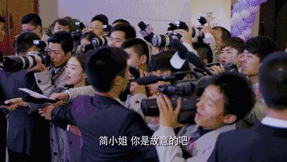 《云巅之上》已向你发送娱乐圈生存宝典，收好不谢！