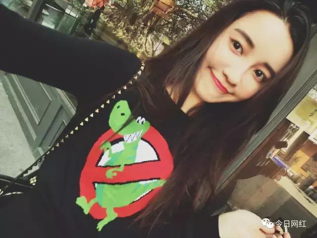 网红穆雅斓素颜,网红穆雅斓卖货