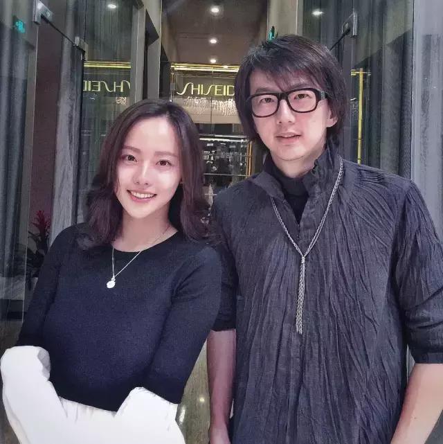 成都妹儿请注意！整容不用去医院，剪个短发也可以！