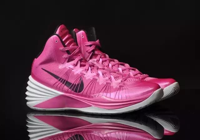 最近很火的黄黑配色的球鞋,公认最好看的配色的球鞋