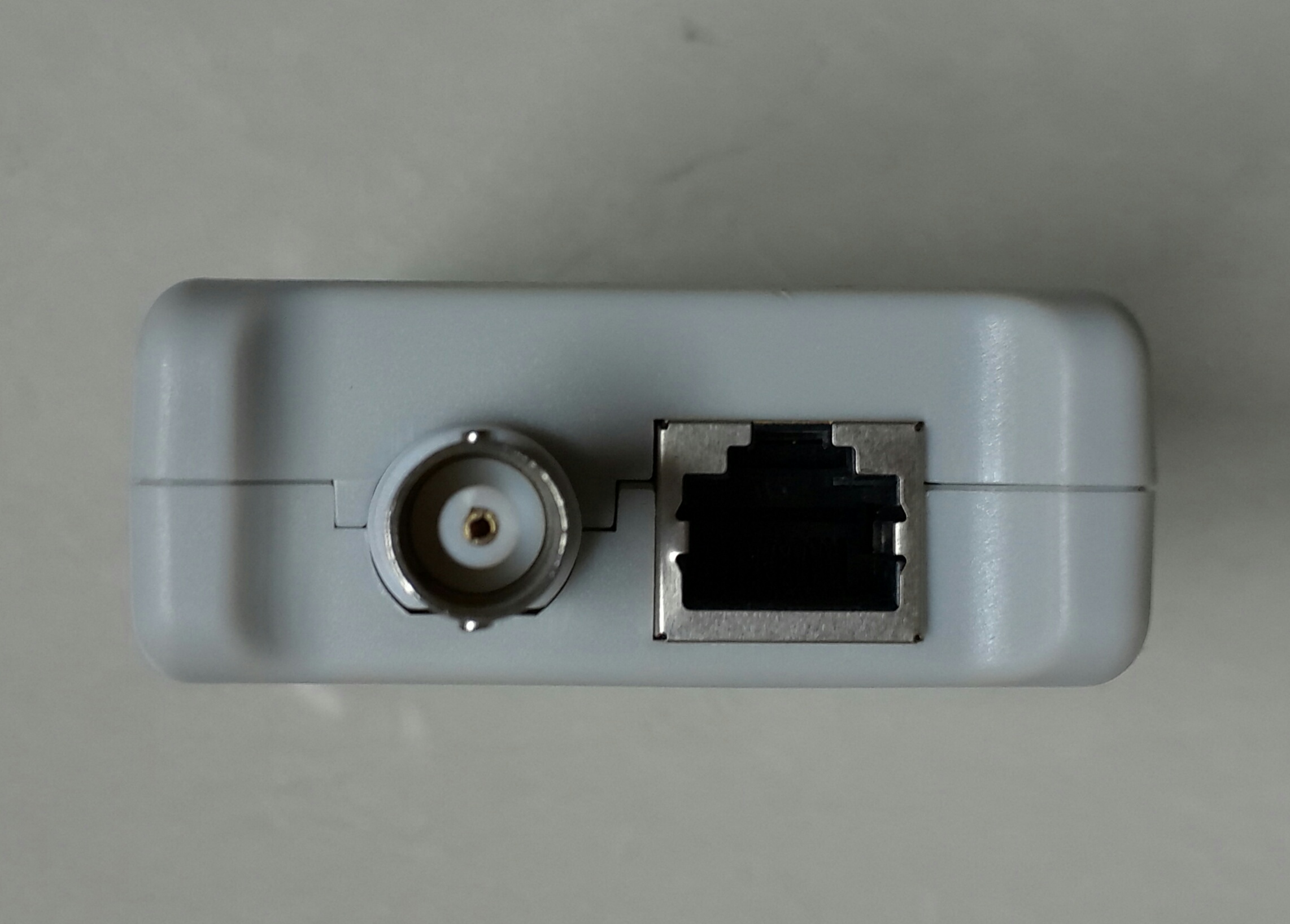 台湾宝工的网线测试仪，看看做工用料如何