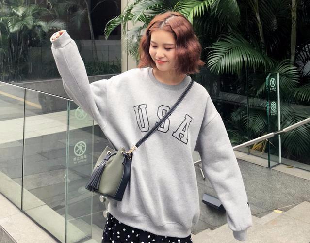 土妞女神之间只差个包听说水桶包最近很红