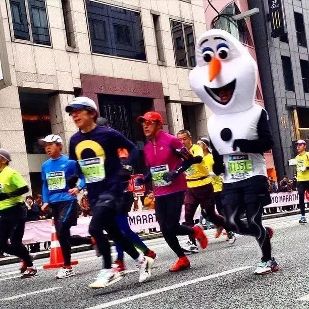 基普乔格2022东京马拉松回放,基普桑马拉松视频