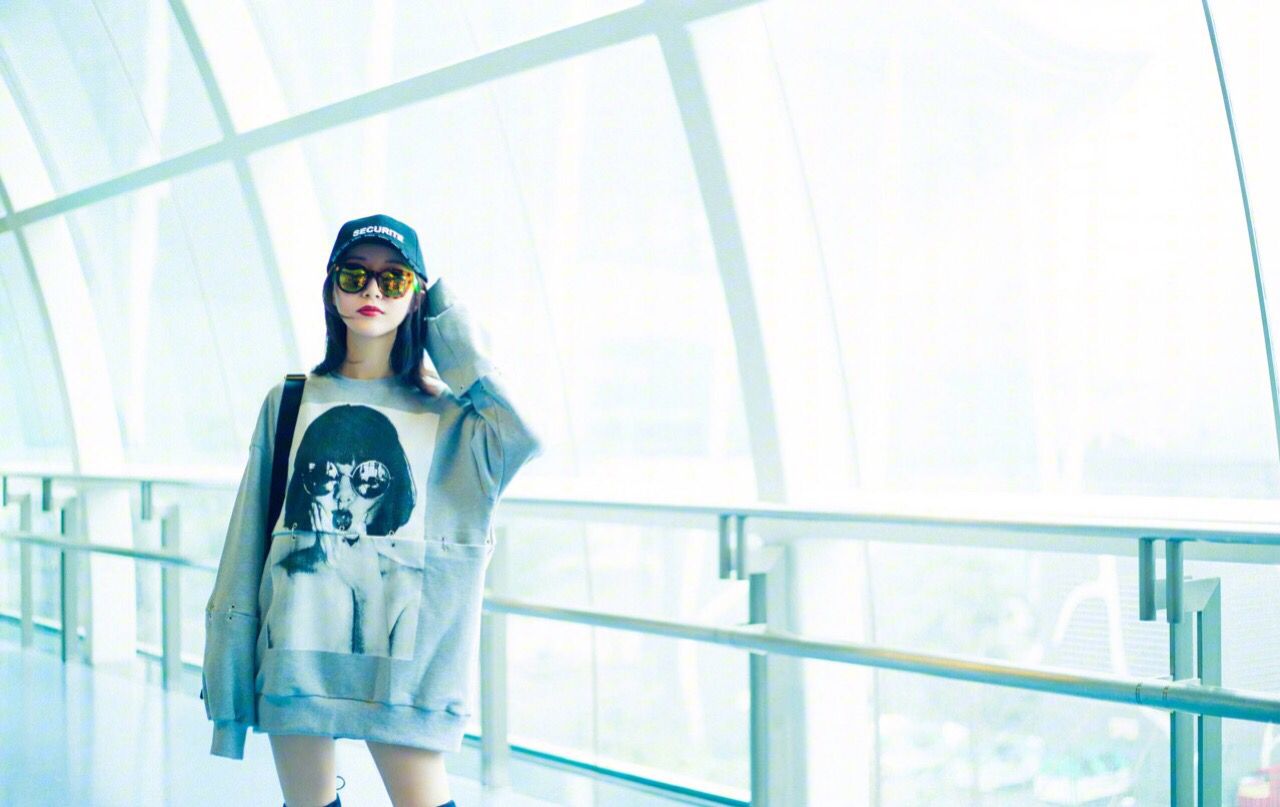 舒畅穿搭风格,舒畅直播学院风穿搭