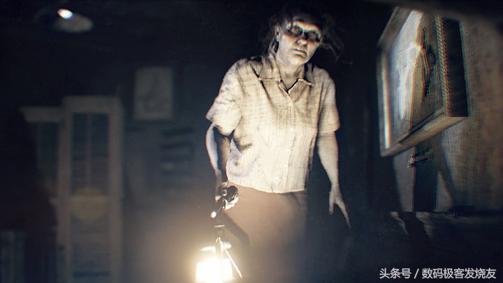 恐怖类游戏鼻祖——生化危机7评测，随时准备被吓尿！