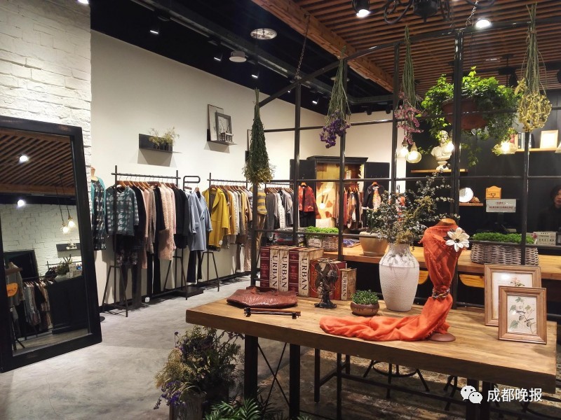 为女王过节，时代奥莱是认真的！