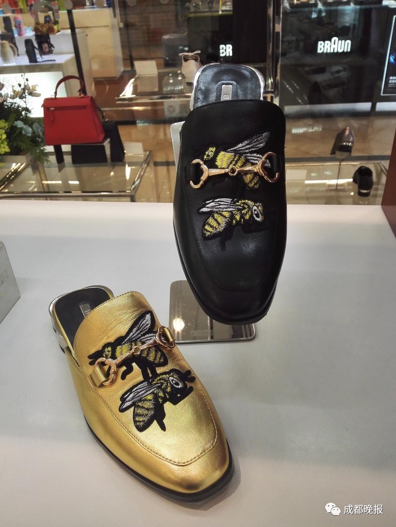 为女王过节，时代奥莱是认真的！