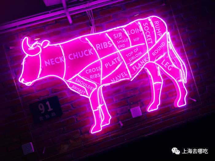 魔都这10家萌宠餐厅酒店，拯救留守在家的喵喵狗狗！咖啡、汉堡、江景……和主子腻在一起！