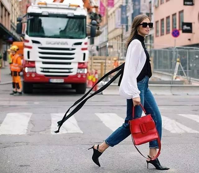 4款不输大牌的平价包包潮爆了,包包推荐小众高级感大牌白色