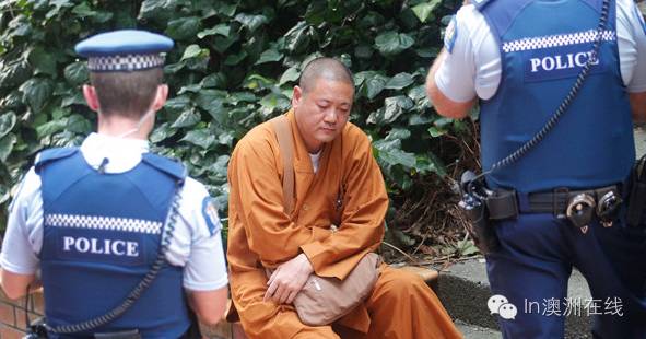 外国假和尚,中国假和尚来国外