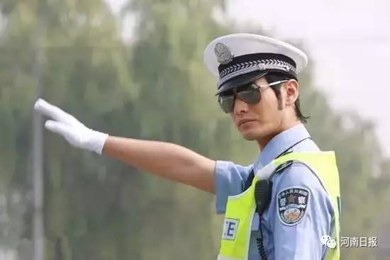 2017最新郑州通讯录+办事指南！人手一份，一定用得上！