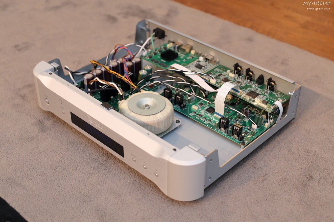 声音干净透明解析强:ESOTERICN-05网络*放播**器