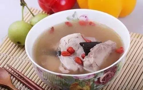 一煲汤帮你赶走湿气,一煲靓汤