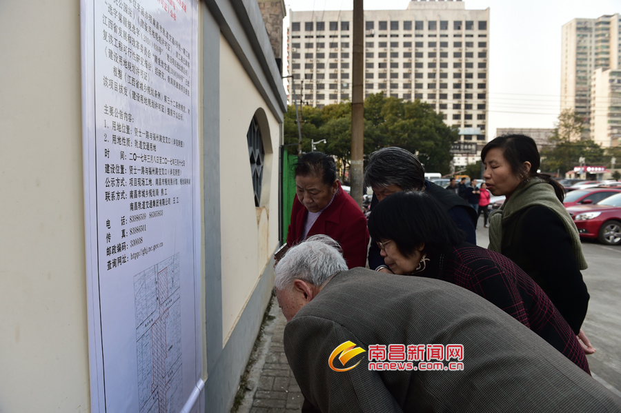 姹熻タ姝e湪绛瑰鐨勪簲鏄熺骇閰掑簵,姹熻タ绗竴瀹朵簲鏄熺骇閰掑簵