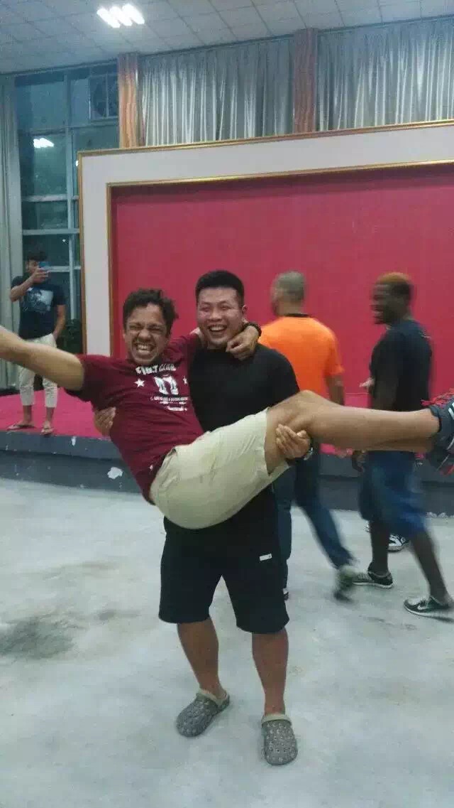 邱建良谈恋爱视频,邱建良谈恋爱过程