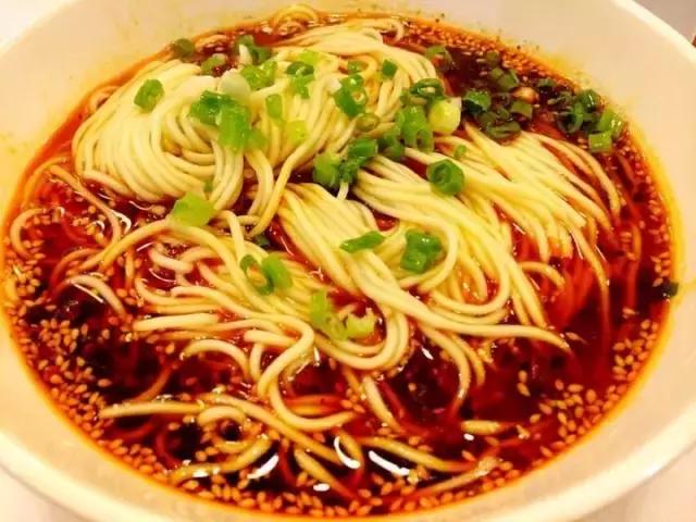 成都必吃的18碗面,成都最好吃的100碗面