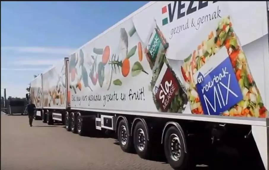 火车如何在公路上跑,公路火车如何控制转向