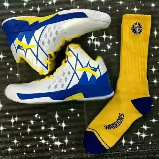 学校不给穿国外牌子,学校不让学生穿名牌违法没