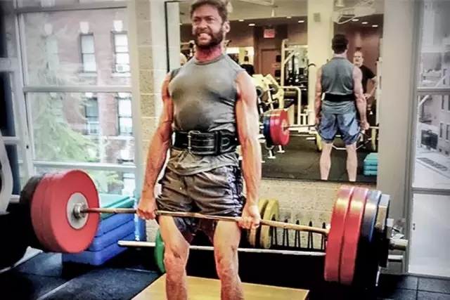 泪花!看17年时光如何把“狼哥”变成了“狼叔”