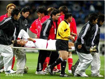 放倒孙兴慜的国足后卫,放倒韩国球员