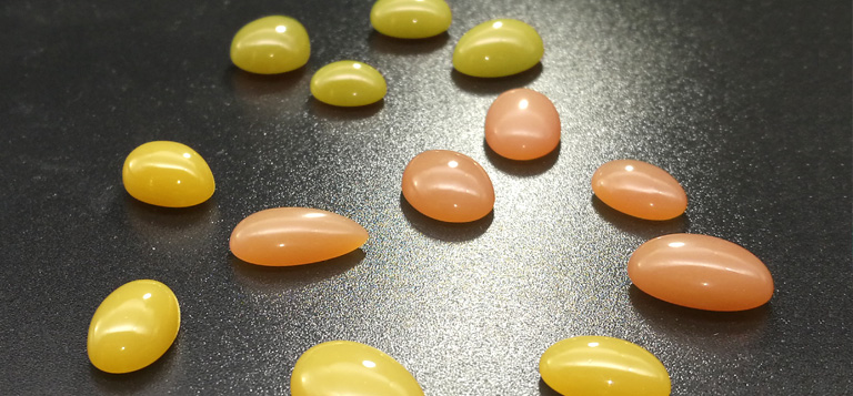 硬度高韧性好的宝石,宝石一般的硬度