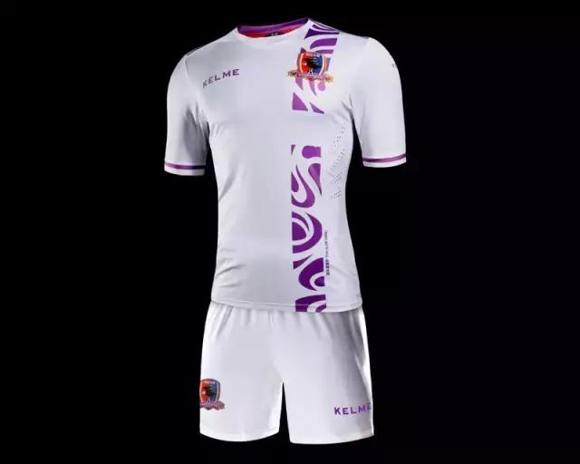 终于等到你2020年第一场雪,卡尔美中甲梅县铁汉球衣