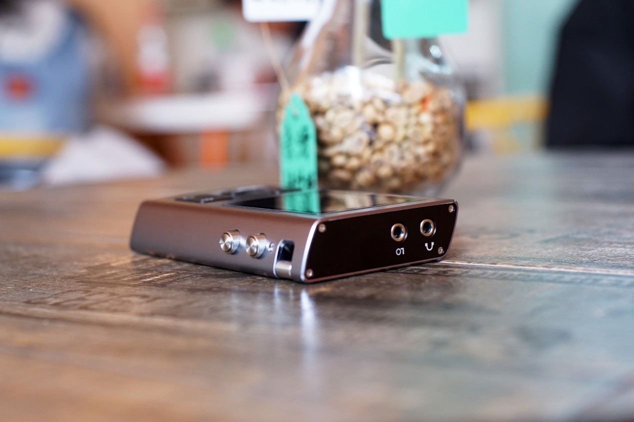 如果说哪个*放播**器更纯粹,那么七彩虹C200应该算是一个