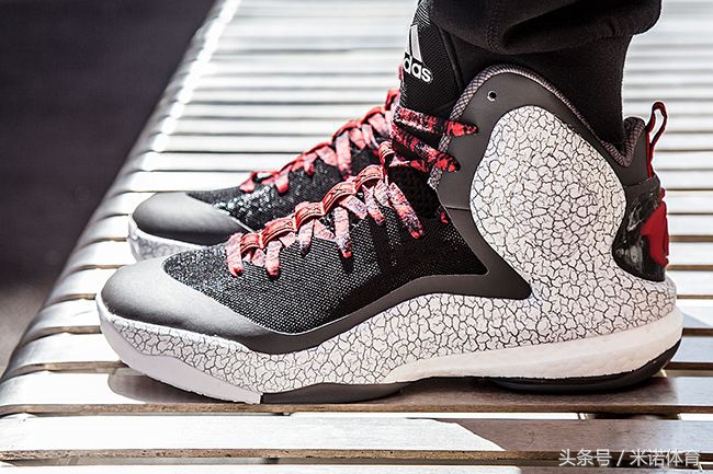 篮球后卫实战鞋,轻的篮球后卫鞋