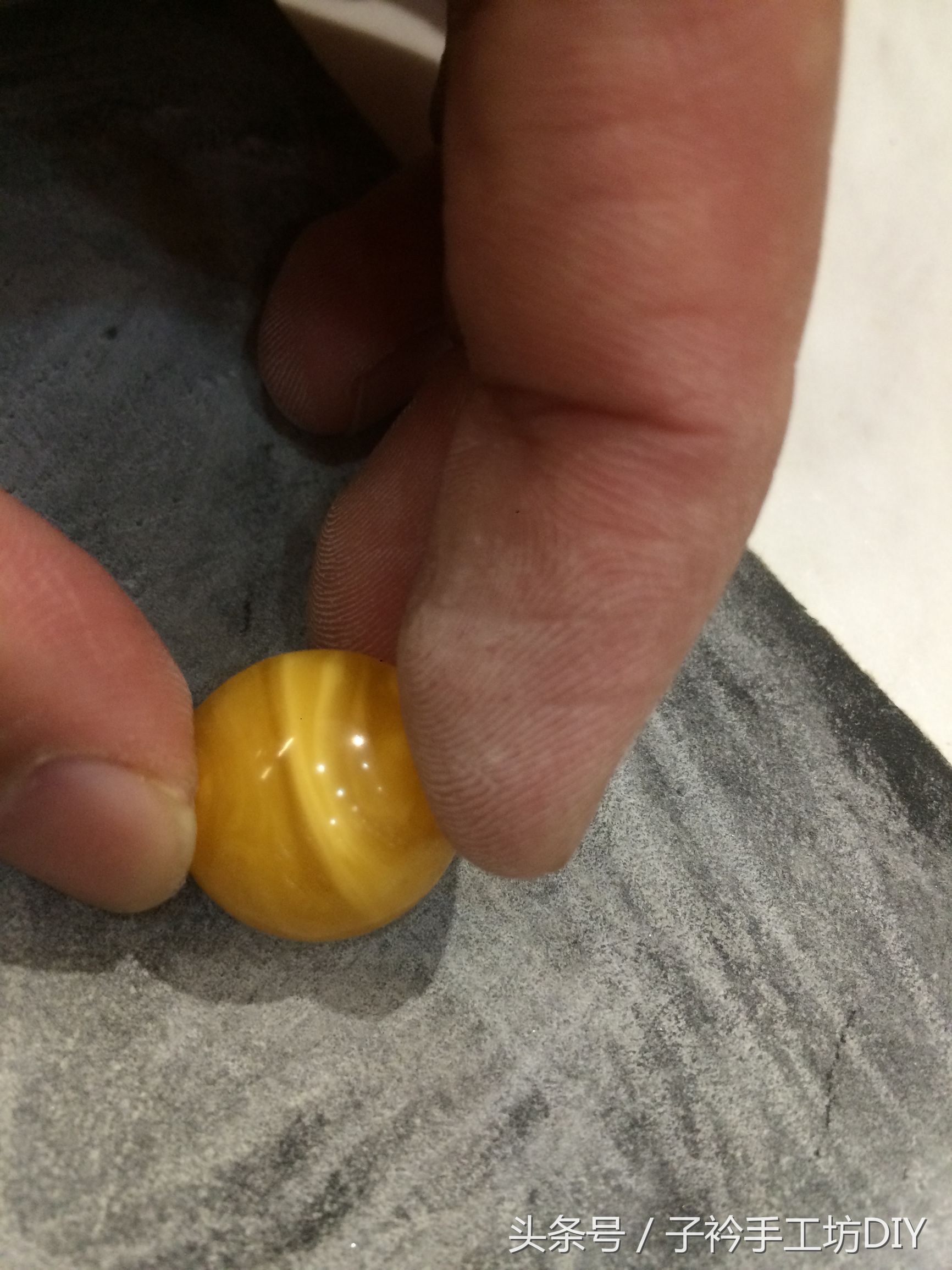 蜜蜡磨珠子教程,蜜蜡珠子怎么切割