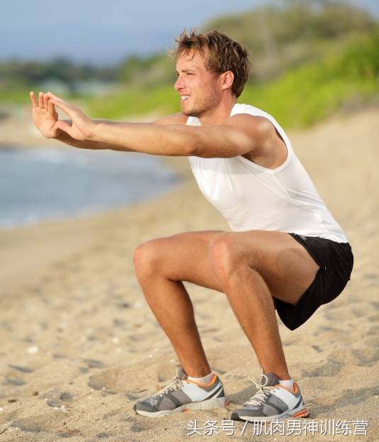 深蹲的正确方法,深蹲的正确姿势及好处