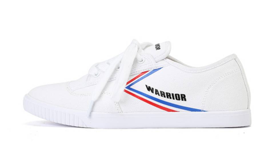 小白鞋终极总结，当下最火的9双小白鞋有什么不一样？