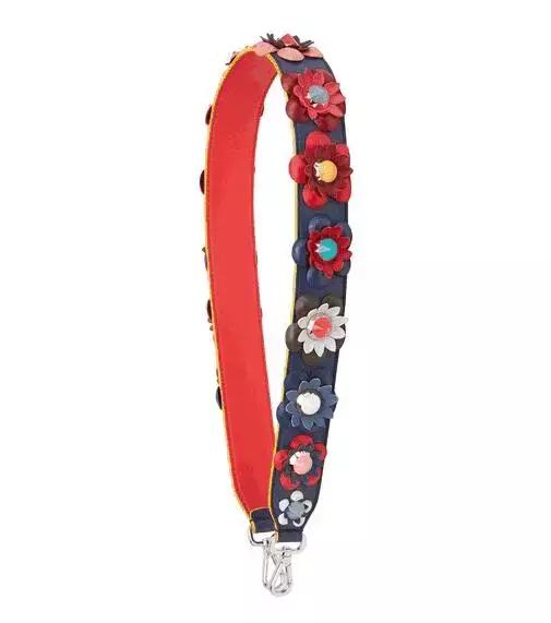 双肩包与斜背包哪种最实用,包包单肩斜挎包包治百病