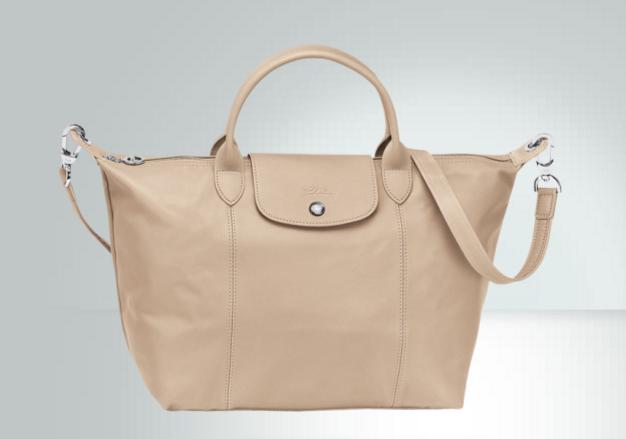 很多明星都在背着包又便宜又好看,明星背的包平价