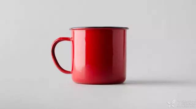 不锈钢水杯喝水危害,劣质不锈钢水杯中毒的症状