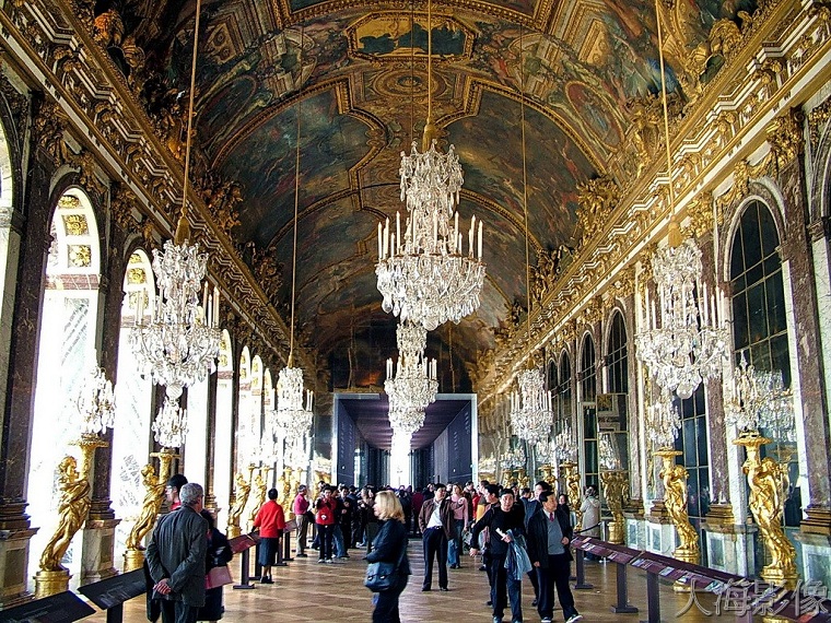 娉曞浗宸撮粠鍗㈡诞瀹崥鐗╅瀹樼綉,娉曞浗宸撮粠鍗㈡诞瀹崥鐗╅