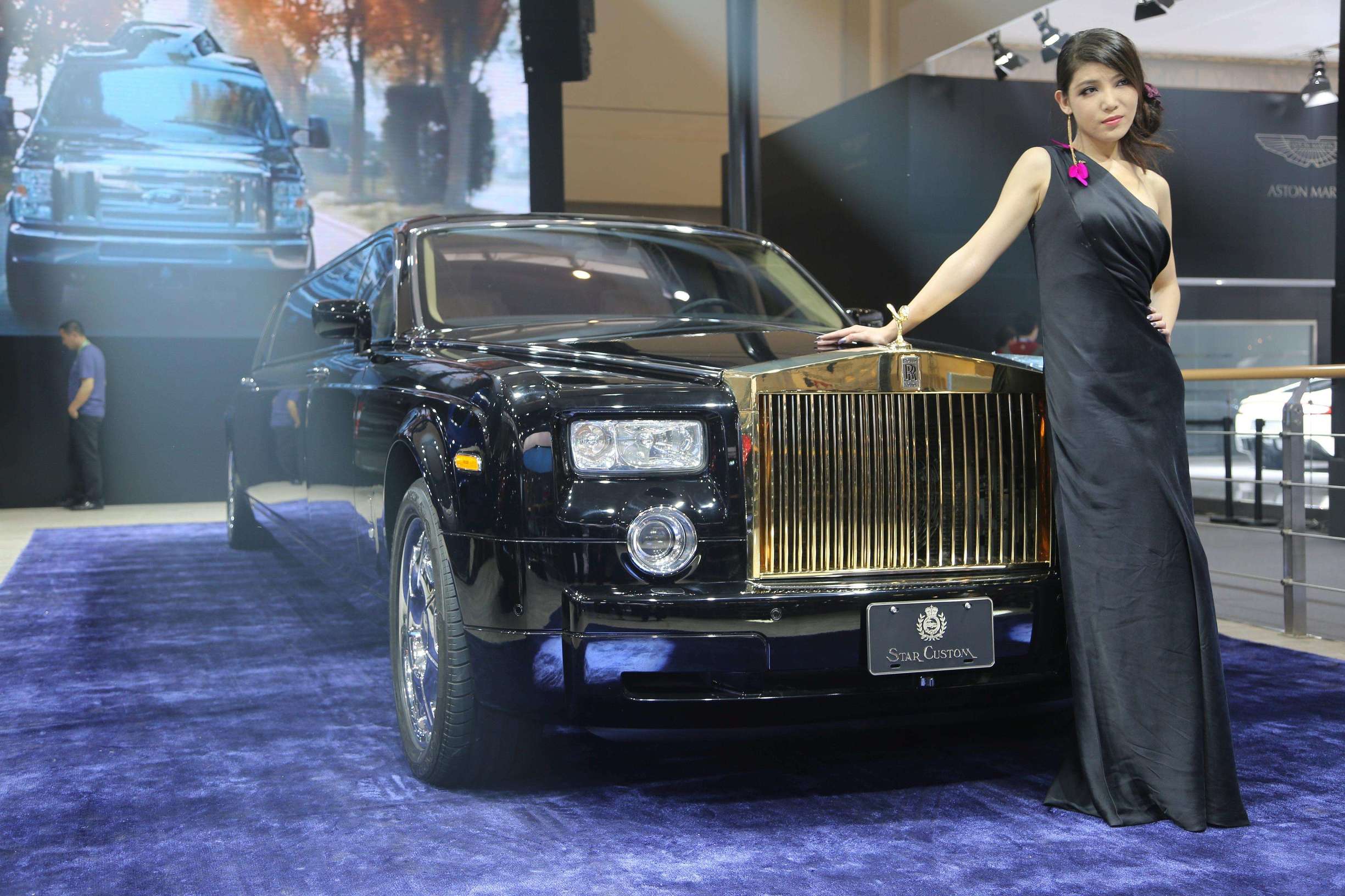 世界最牛的改造车工厂,世界上最牛改装