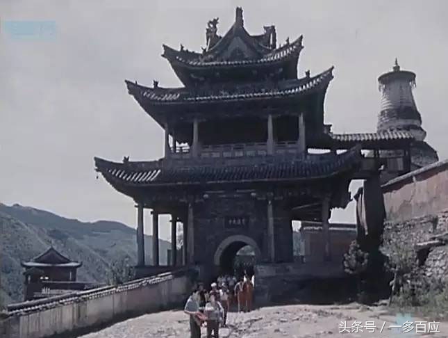 跟着山西太原第一部彩色故事片，穿越回1982年的三晋大地