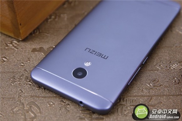 千元机快充大运存魅蓝5s手机评测