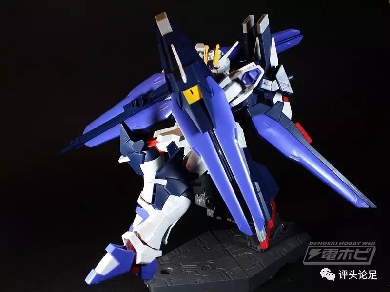 最帅最强强袭自由高达,最帅最强的强袭自由高达