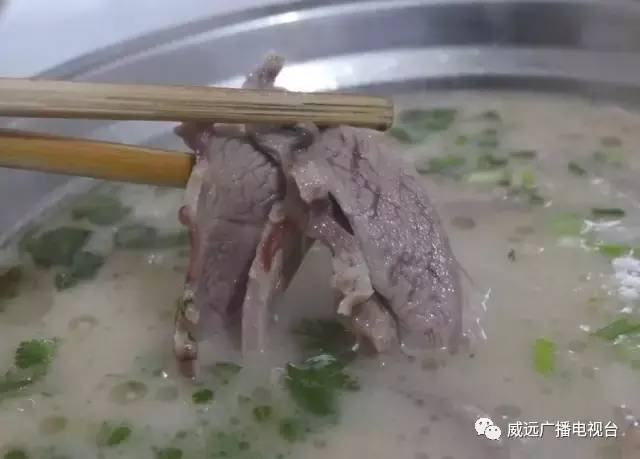 看山看水看日出日落,看山看水看古村