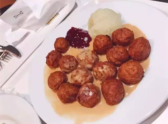 饕餮地铁线｜上海地铁3号线天天坐，原来一路上有这么多美食！坐着地铁一路逛吃！