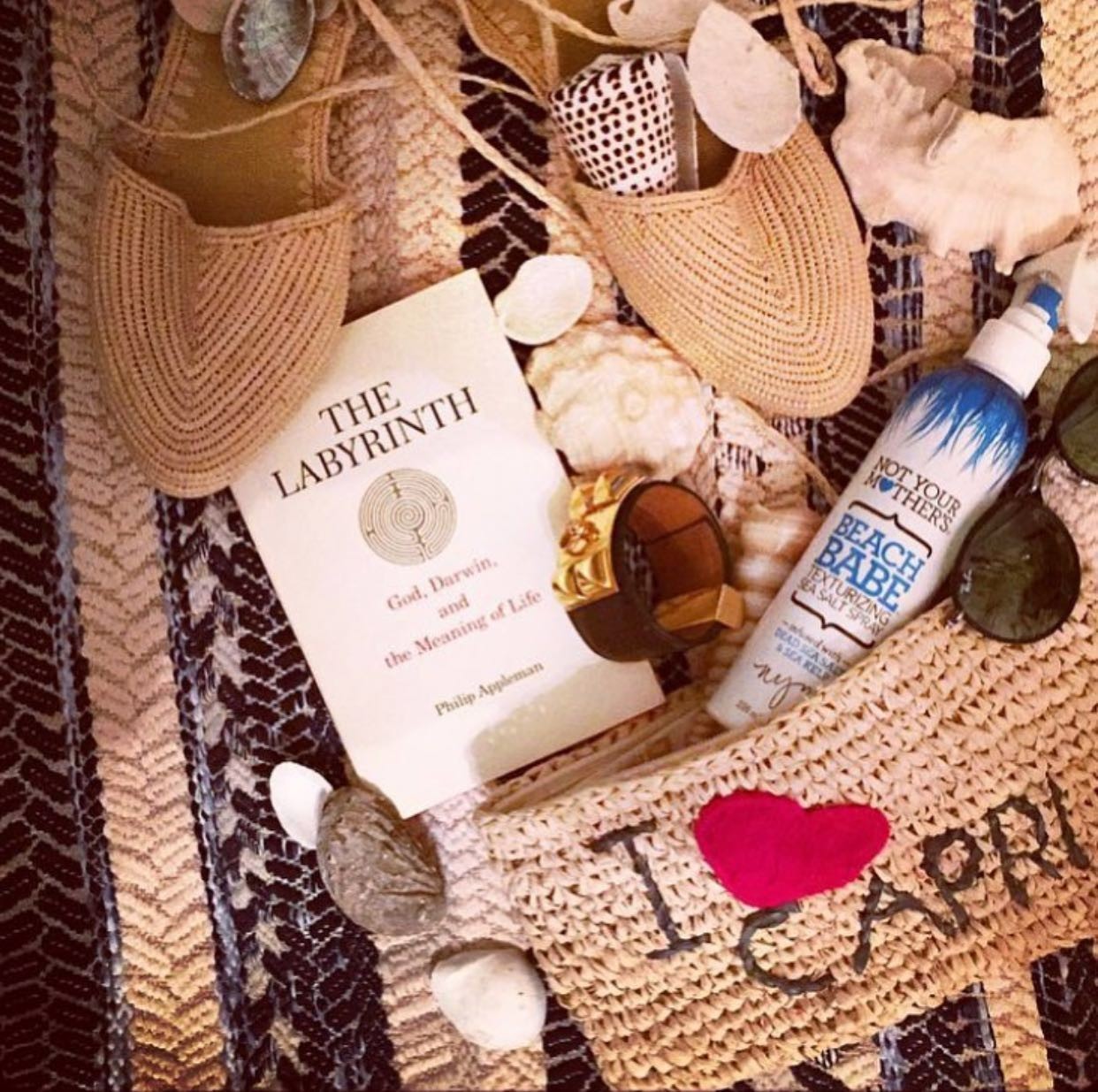 有一种时尚叫根本看不懂,能穿出高级感的时尚品牌