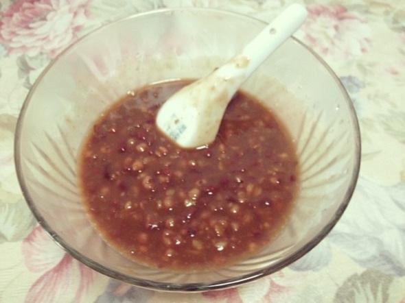 还记得巴西奥运会上，美国飞鱼菲尔普斯背上的种的大草莓吗？