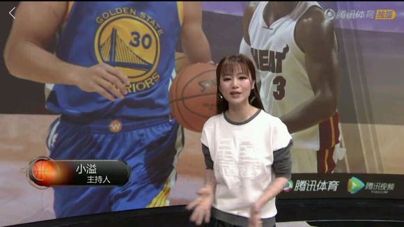 那些年和你一起看球的女孩,还记得陪你一起看nba的女孩子吗