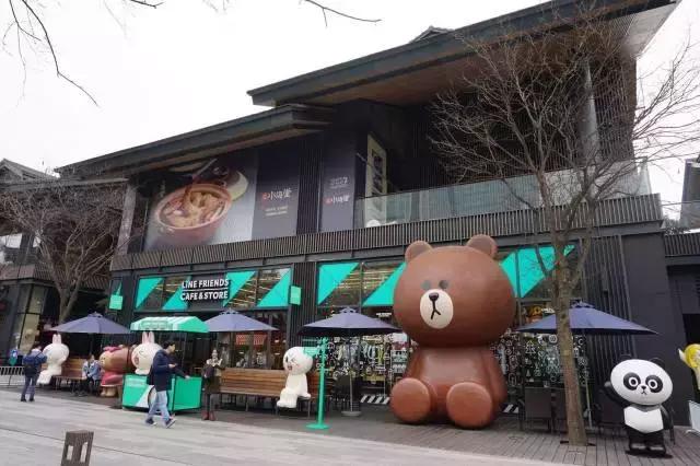 成都潮人喝什么？他们都去这些名堂多到爆的跨界咖啡馆！