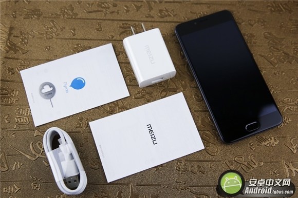 千元机快充大运存魅蓝5s手机评测