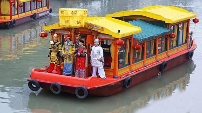 乾隆微服私访野史,乾隆微服私访记救驾